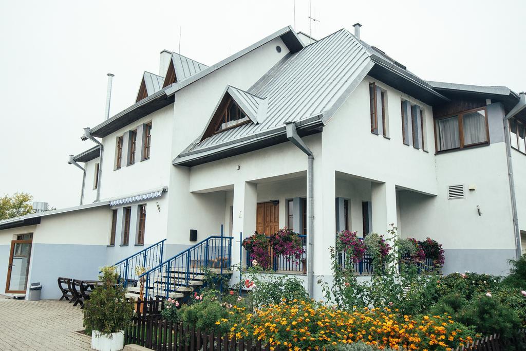 Sveciu Namai Linges Hotel Nemėžis Kültér fotó