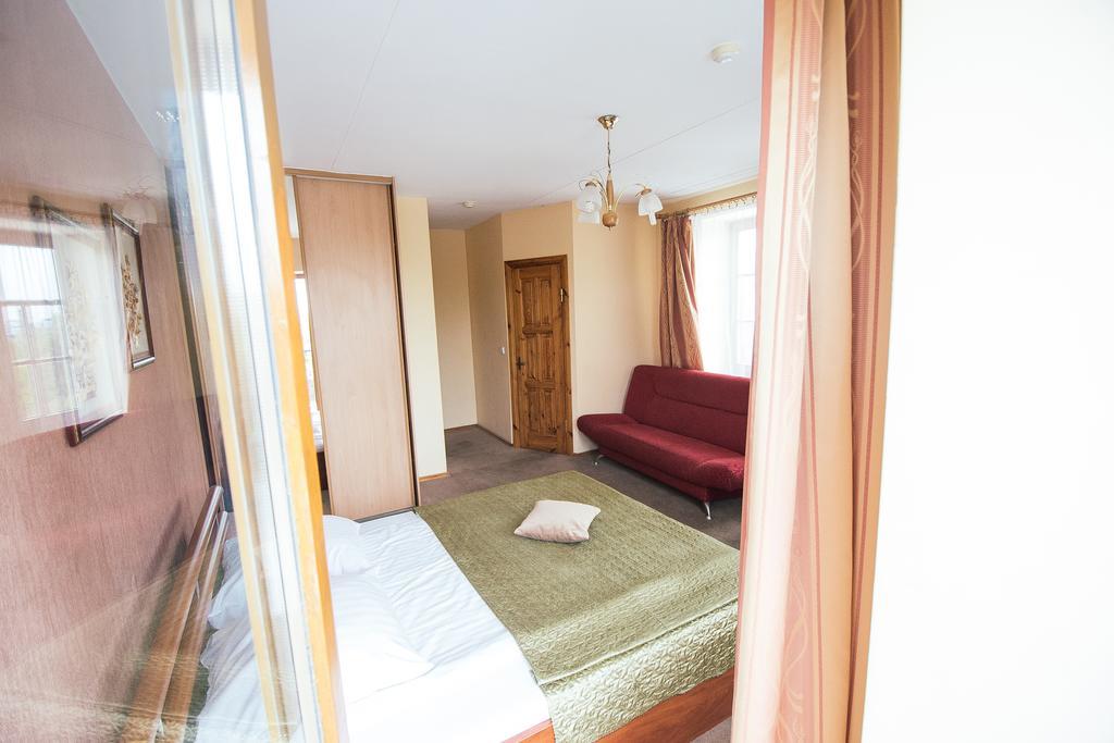 Sveciu Namai Linges Hotel Nemėžis Kültér fotó
