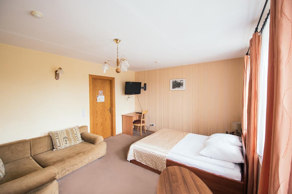 Sveciu Namai Linges Hotel Nemėžis Kültér fotó